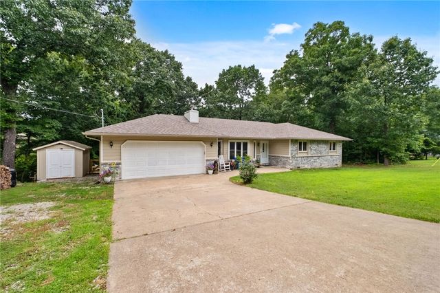 1 Selkirk Drive, Bella Vista, AR 72715