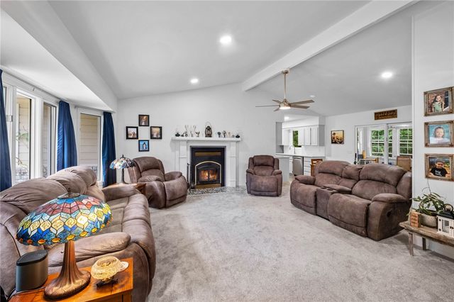 1 Selkirk Drive, Bella Vista, AR 72715