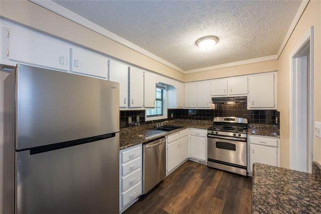 3038 COURTNEY SW Drive, Marietta, GA 30060
