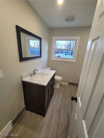 38136 Parkway Boulevard, Willoughby, OH 44094