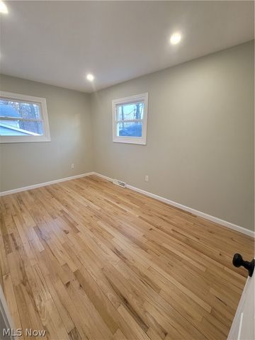 38136 Parkway Boulevard, Willoughby, OH 44094