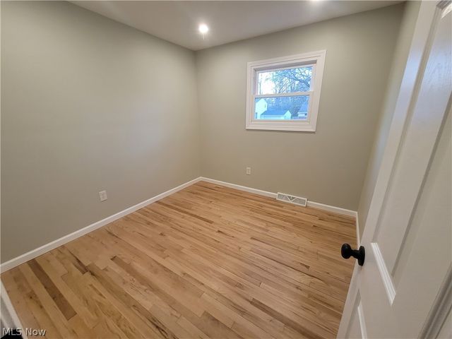 38136 Parkway Boulevard, Willoughby, OH 44094