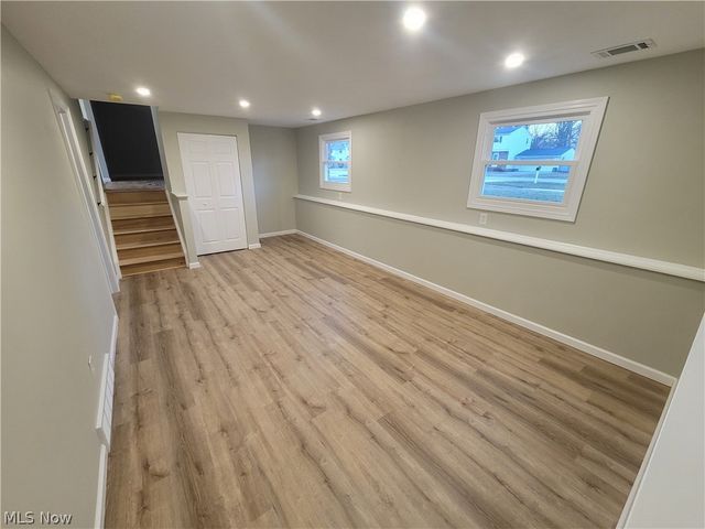 38136 Parkway Boulevard, Willoughby, OH 44094