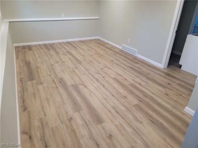 38136 Parkway Boulevard, Willoughby, OH 44094