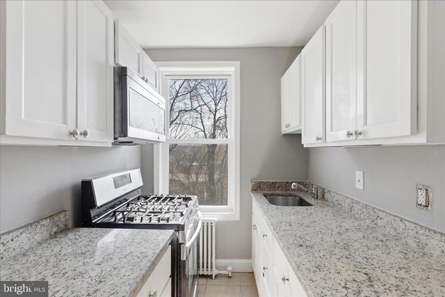 16 GALVESTON PL SW, Washington, DC 20032