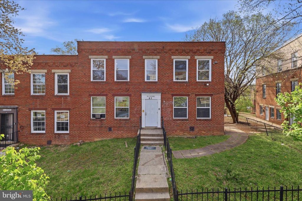 16 GALVESTON PL SW, Washington, DC 20032