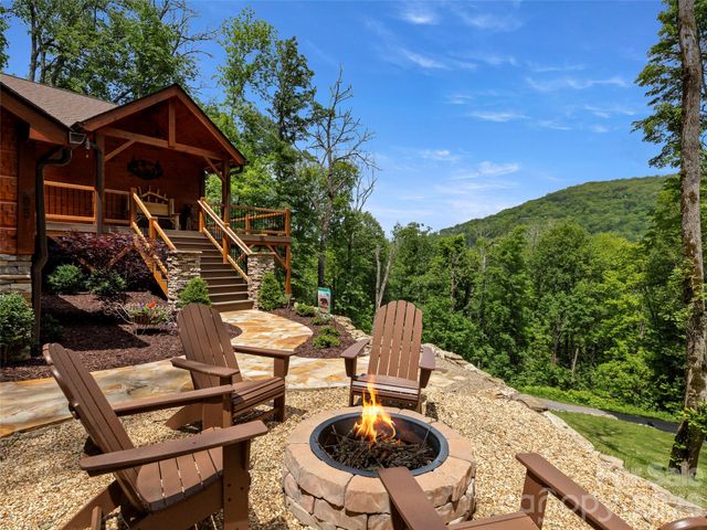 85 Iga Trail, Maggie Valley, NC 28751