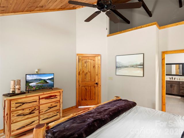 85 Iga Trail, Maggie Valley, NC 28751