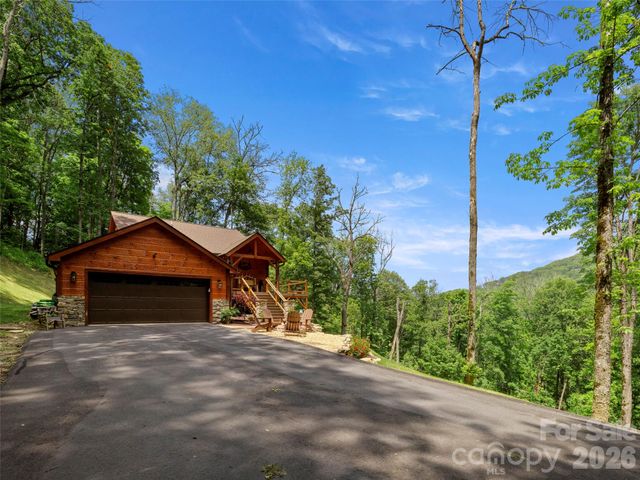 85 Iga Trail, Maggie Valley, NC 28751