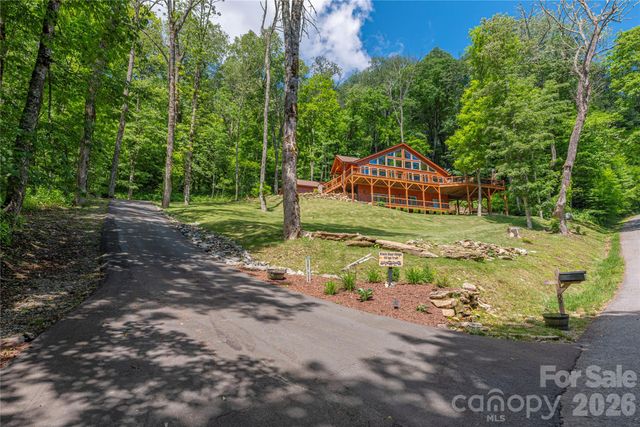 85 Iga Trail, Maggie Valley, NC 28751