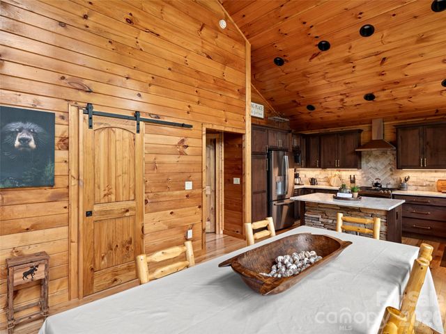 85 Iga Trail, Maggie Valley, NC 28751