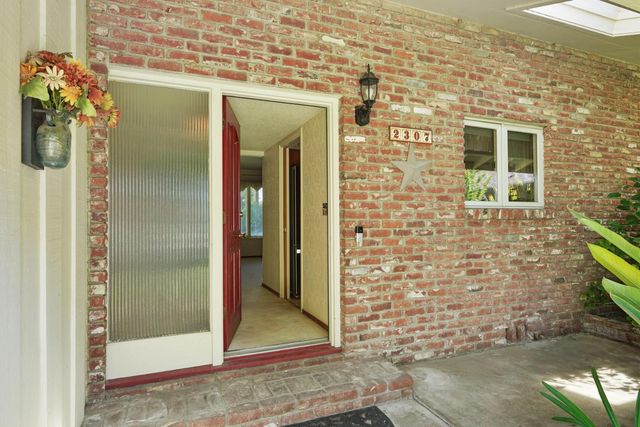 2307 Estate Dr, Stockton, CA 95209