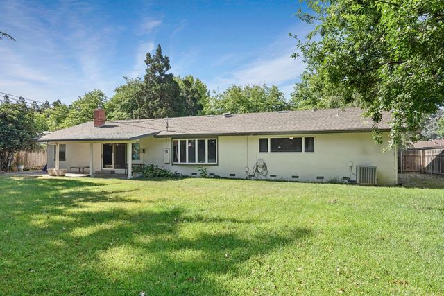 2307 Estate Dr, Stockton, CA 95209