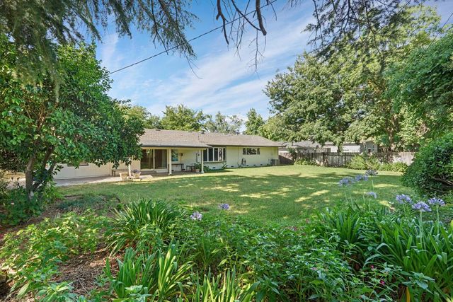 2307 Estate Dr, Stockton, CA 95209