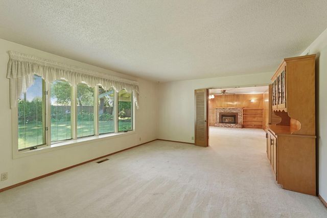 2307 Estate Dr, Stockton, CA 95209