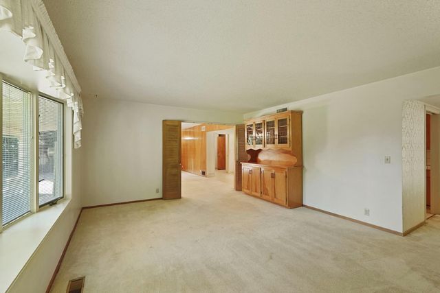2307 Estate Dr, Stockton, CA 95209