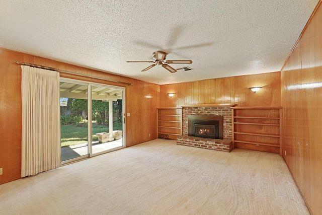 2307 Estate Dr, Stockton, CA 95209