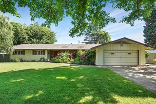 2307 Estate Dr, Stockton, CA 95209