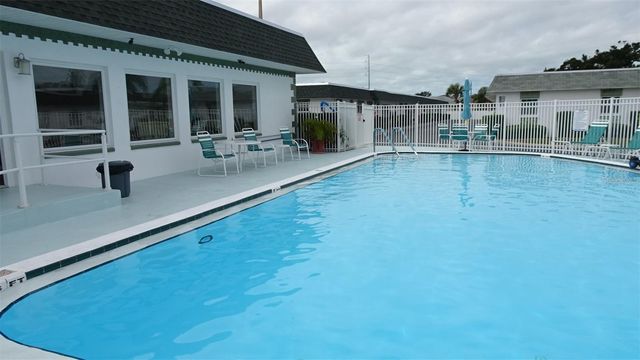7729 39TH TERRACE N, St Petersburg, FL 33709