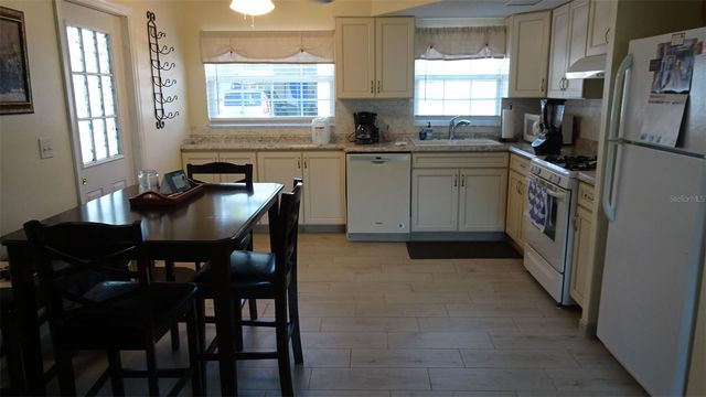 7729 39TH TERRACE N, St Petersburg, FL 33709