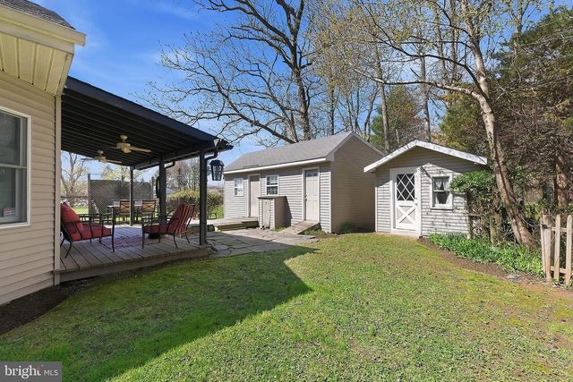 44 FAIRLAWN AVE, Hamilton, NJ 08619