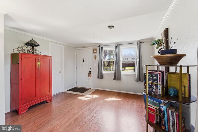 44 FAIRLAWN AVE, Hamilton, NJ 08619