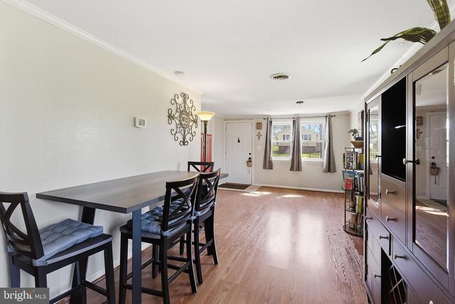 44 FAIRLAWN AVE, Hamilton, NJ 08619