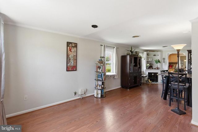 44 FAIRLAWN AVE, Hamilton, NJ 08619