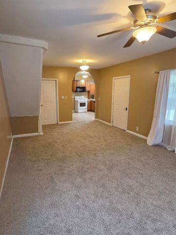 103 E Vermont Street, Bay City, MI 48706