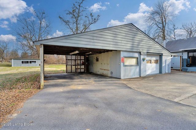 351 Plaza Ave, Louisville, KY 40218