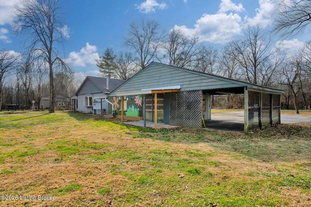 351 Plaza Ave, Louisville, KY 40218