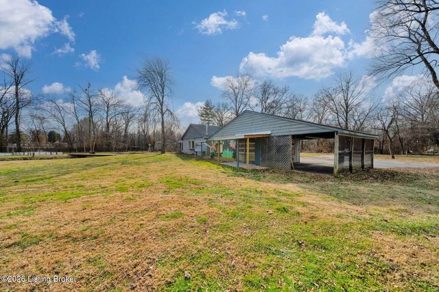 351 Plaza Ave, Louisville, KY 40218