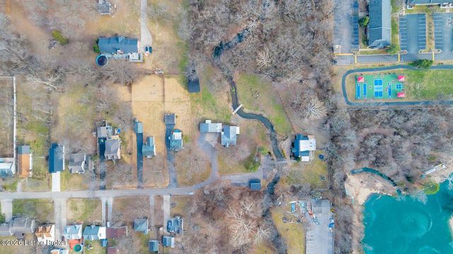 351 Plaza Ave, Louisville, KY 40218