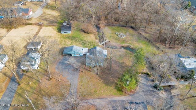 351 Plaza Ave, Louisville, KY 40218