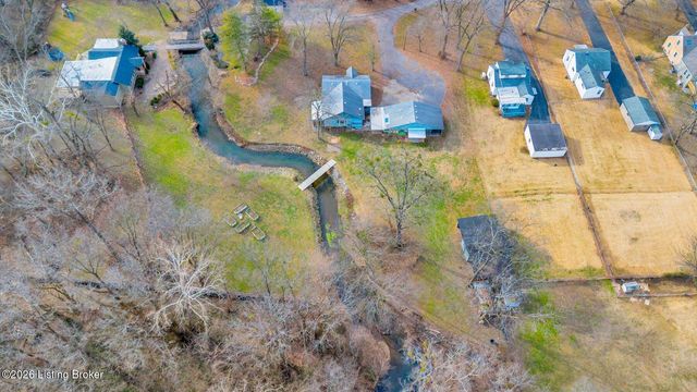 351 Plaza Ave, Louisville, KY 40218