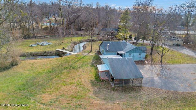 351 Plaza Ave, Louisville, KY 40218