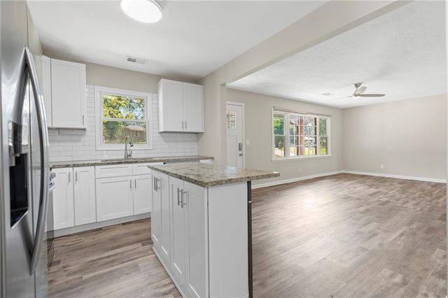 33 Smyrna Powder Springs SE Road, Marietta, GA 30060