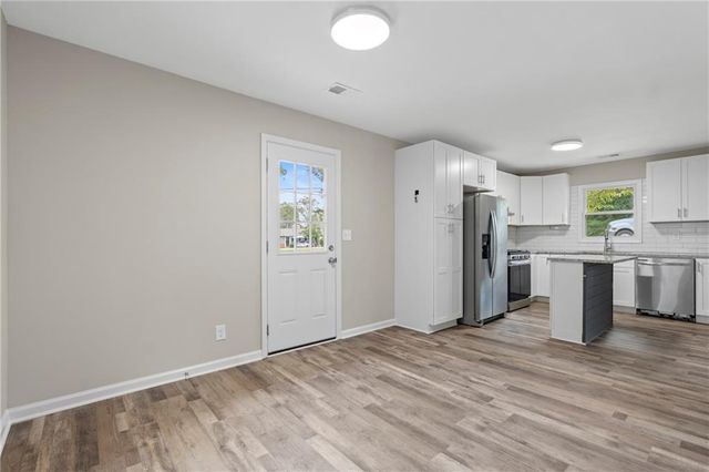 33 Smyrna Powder Springs SE Road, Marietta, GA 30060