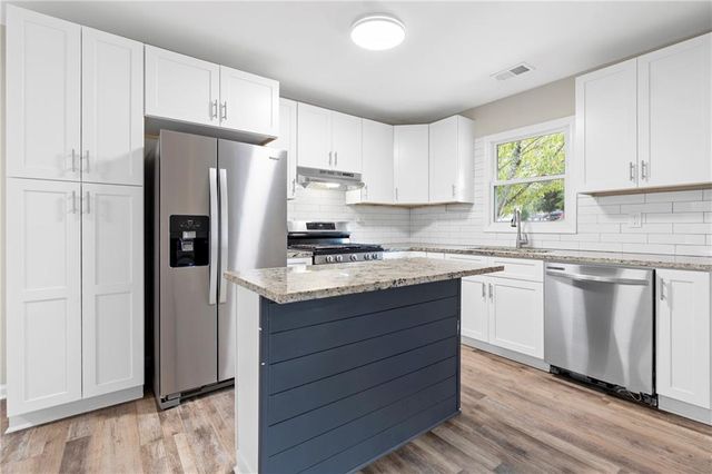 33 Smyrna Powder Springs SE Road, Marietta, GA 30060