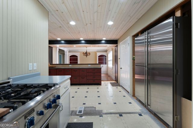 571 Buttrum Road Road NE, Adairsville, GA 30103