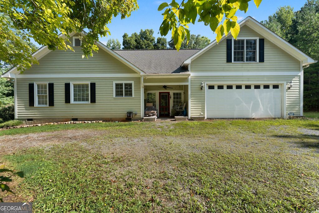 571 Buttrum Road Road NE, Adairsville, GA 30103