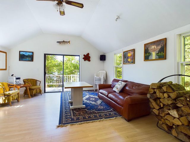 312 Roy Road, Stewartstown, NH 03576