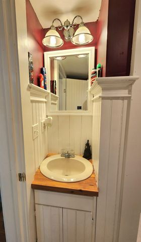 312 Roy Road, Stewartstown, NH 03576