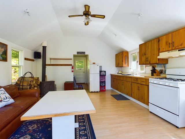 312 Roy Road, Stewartstown, NH 03576