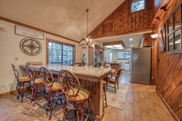 39095 Ridge Rd, Shaver Lake, CA 93664