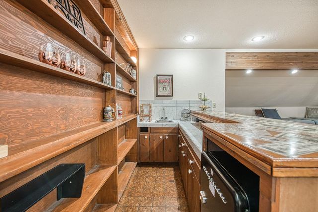 39095 Ridge Rd, Shaver Lake, CA 93664