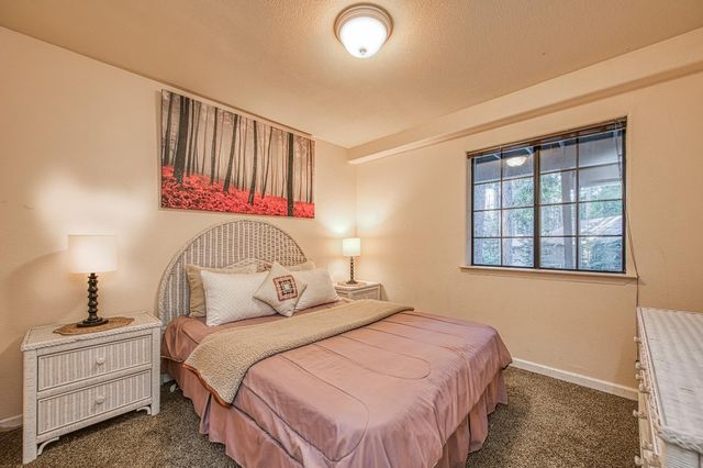 39095 Ridge Rd, Shaver Lake, CA 93664