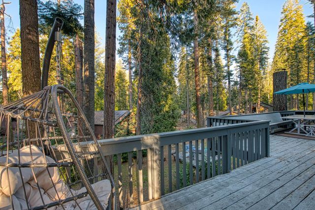 39095 Ridge Rd, Shaver Lake, CA 93664
