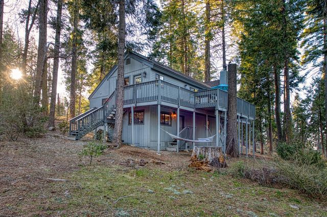 39095 Ridge Rd, Shaver Lake, CA 93664