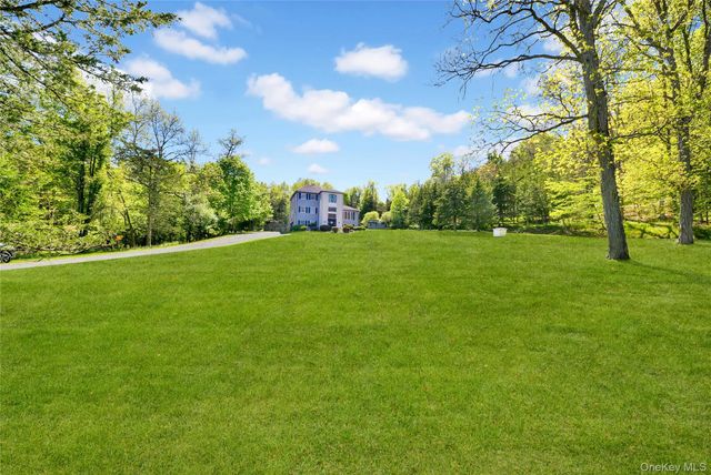 49 Stone Mountain Trail, Chester, NY 10918